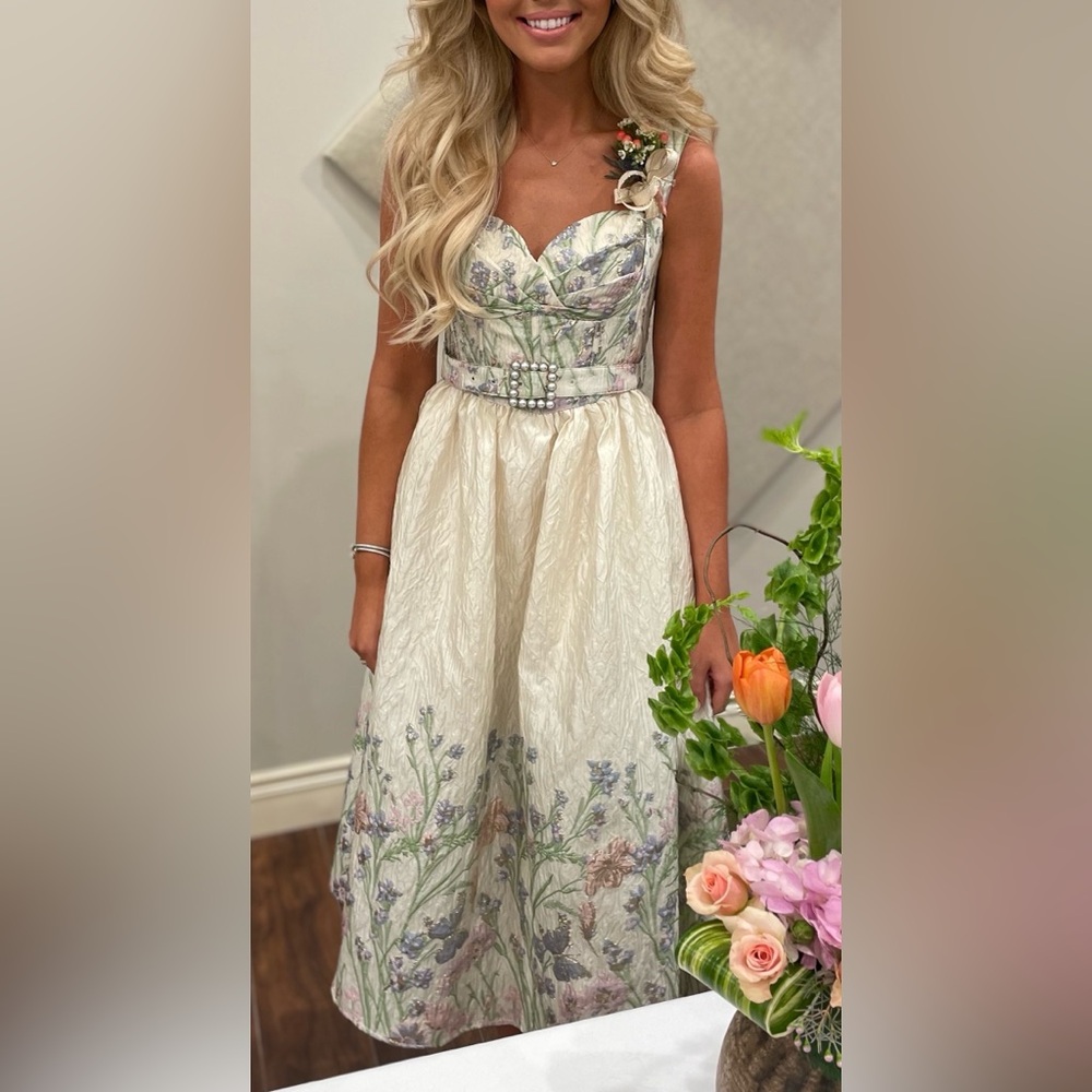 Elegant Ivory Dress with Pastel Embroidery & Pearl Detail